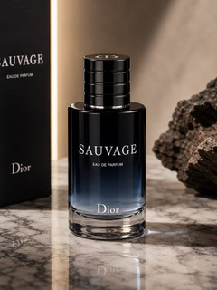 عطر گرمی ساواج دیور